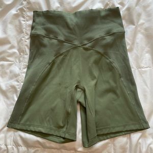 Aerie Offline Biker Short